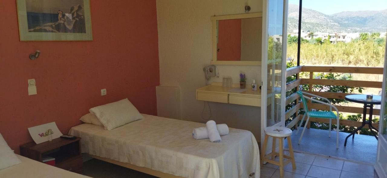 Cleo Rooms 250M From The Beach Malia Exterior foto